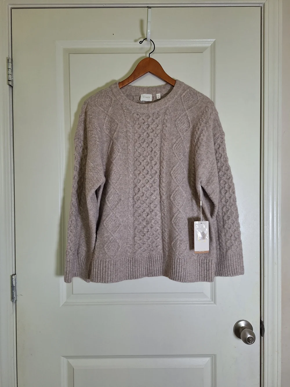 Cyrus nwt diamond